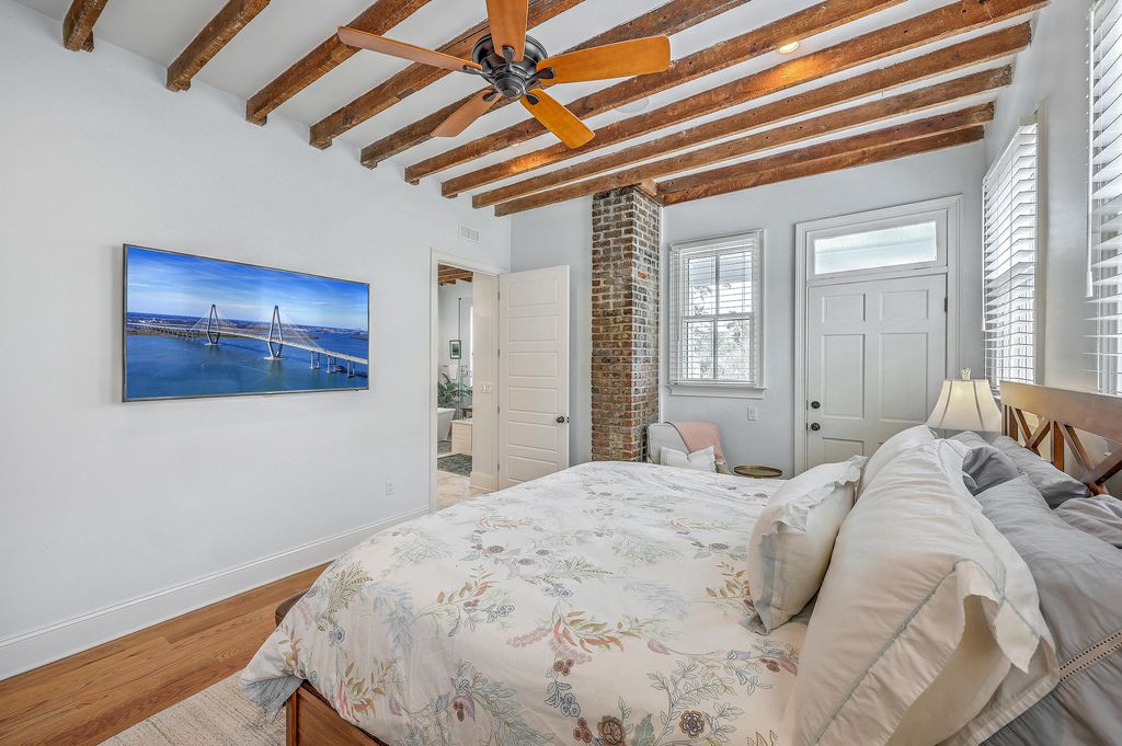 Image 21 of property listing at 26 Charlotte Street, Charleston, SC 29403