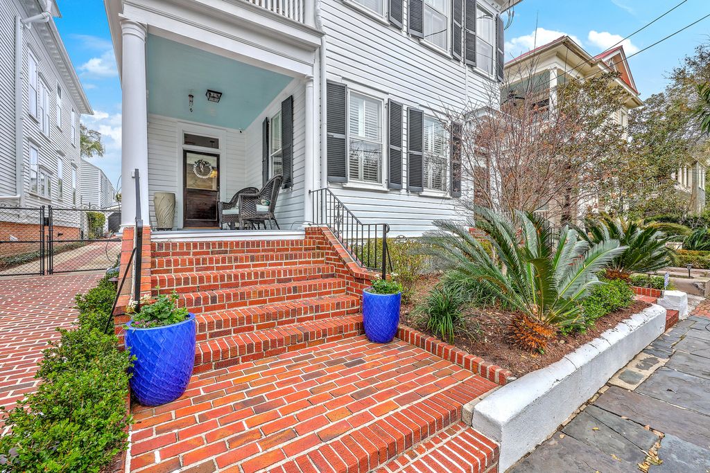 Image 35 of property listing at 26 Charlotte Street, Charleston, SC 29403