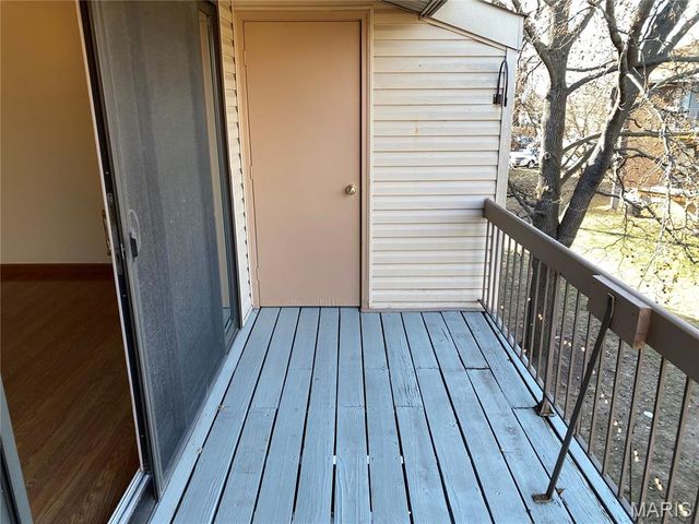 5267 Cedarstone Court D, St Louis, MO 63129