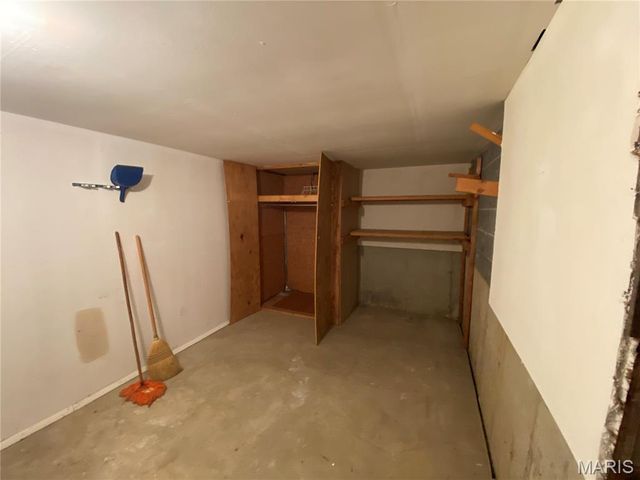 5267 Cedarstone Court D, St Louis, MO 63129