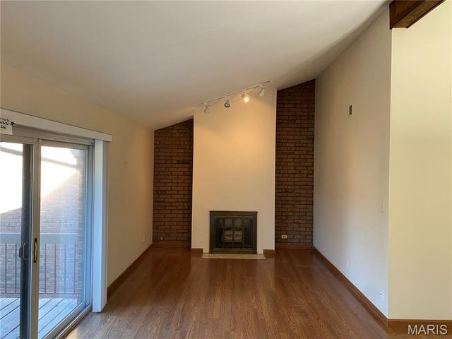 5267 Cedarstone Court D, St Louis, MO 63129