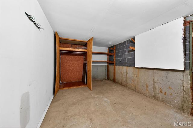 5267 Cedarstone Court D, St Louis, MO 63129