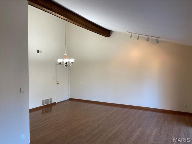 5267 Cedarstone Court D, St Louis, MO 63129