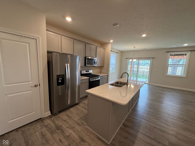 896 Booneway Lane, Bargersville, IN 46106