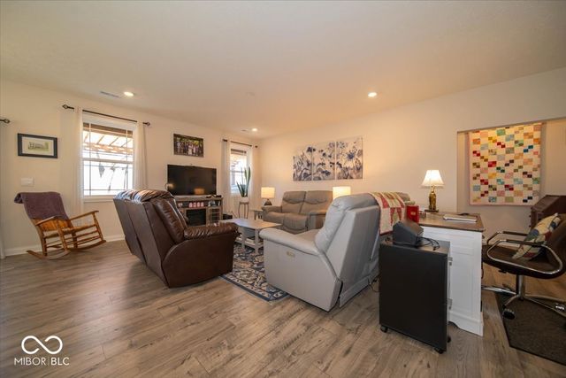 896 Booneway Lane, Bargersville, IN 46106