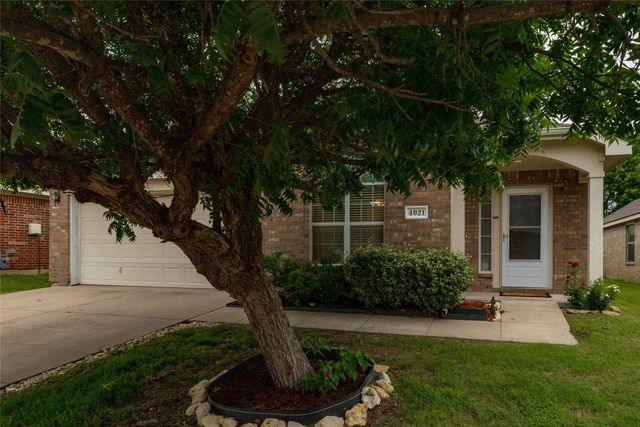 4021 Diamond Ridge Drive, Fort Worth, TX 76244