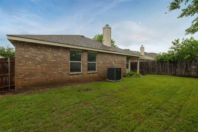 4021 Diamond Ridge Drive, Fort Worth, TX 76244