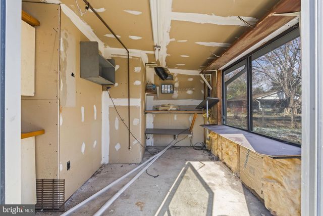 301 BRYAN POINT RD, Accokeek, MD 20607