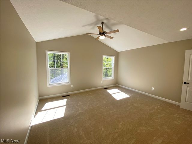 3448 Wicker Street NE, Canton, OH 44721