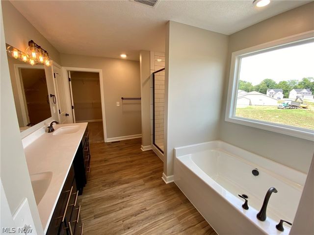 3448 Wicker Street NE, Canton, OH 44721