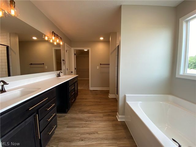 3448 Wicker Street NE, Canton, OH 44721