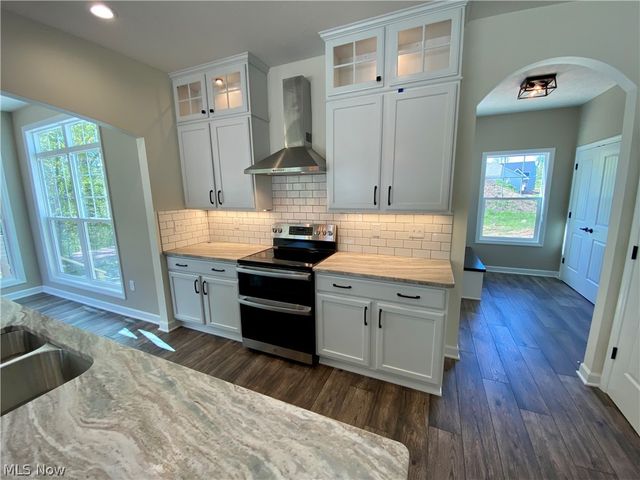 3448 Wicker Street NE, Canton, OH 44721