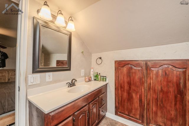 1725 N 77 RANCH ROAD, Wichita Falls, TX 76305