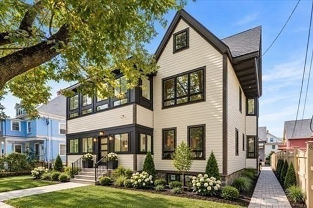 54A Adams St A, Somerville, MA 02144