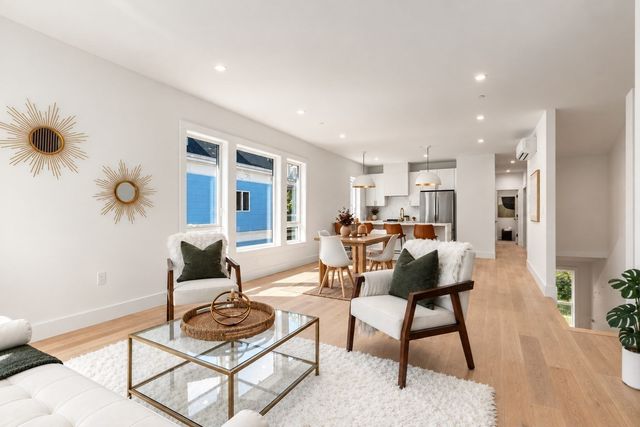 54A Adams St A, Somerville, MA 02144