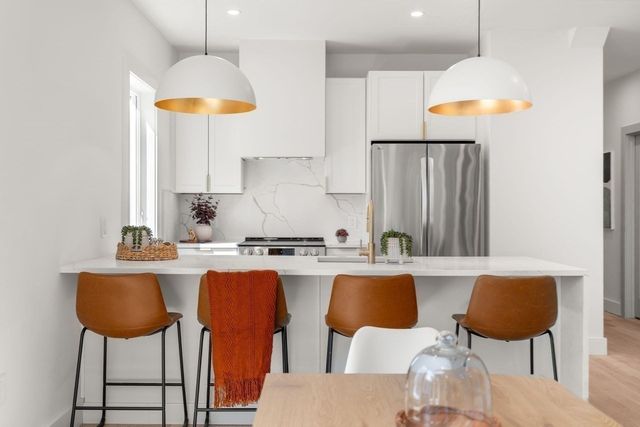 54A Adams St A, Somerville, MA 02144
