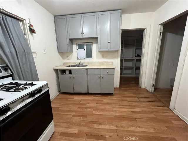 156 E Court, San Bernardino, CA 92410