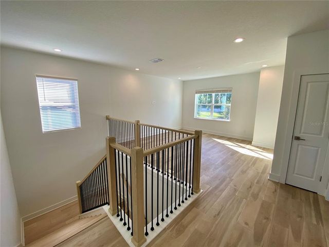 58 OVERLEAF LANE, Orlando, FL 32839