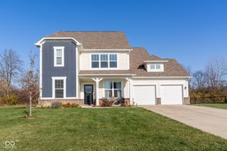 4608 W Meadow Lake Drive, New Palestine, IN 46163