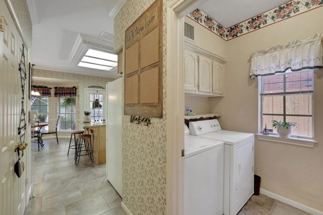 3926 Brook Shadow Drive Drive, Houston, TX 77345