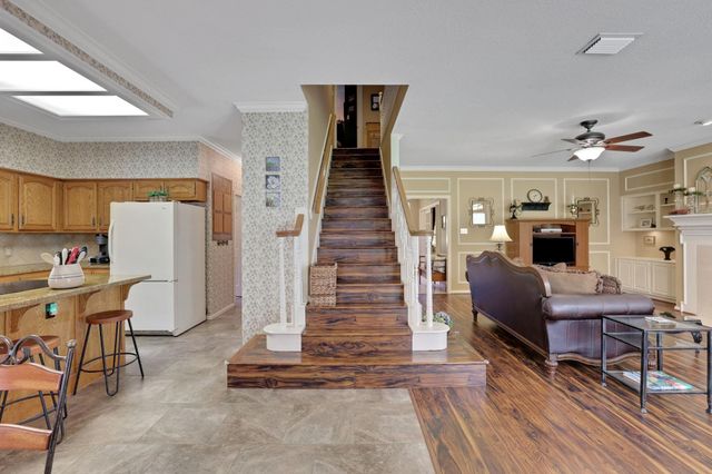 3926 Brook Shadow Drive Drive, Houston, TX 77345