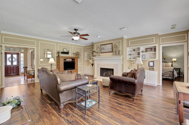 3926 Brook Shadow Drive Drive, Houston, TX 77345