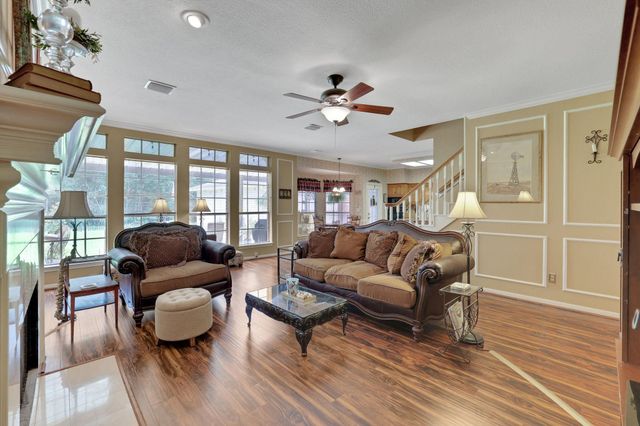 3926 Brook Shadow Drive Drive, Houston, TX 77345