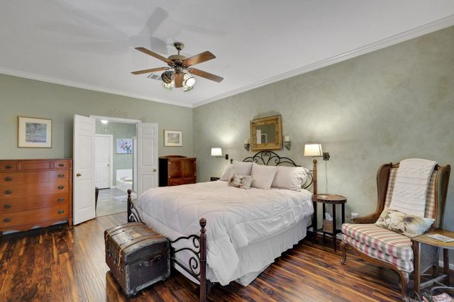 3926 Brook Shadow Drive Drive, Houston, TX 77345