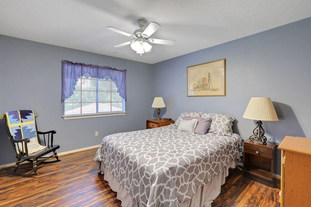 3926 Brook Shadow Drive Drive, Houston, TX 77345