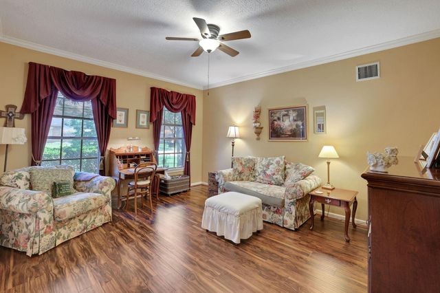 3926 Brook Shadow Drive Drive, Houston, TX 77345