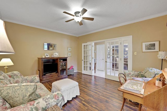 3926 Brook Shadow Drive Drive, Houston, TX 77345