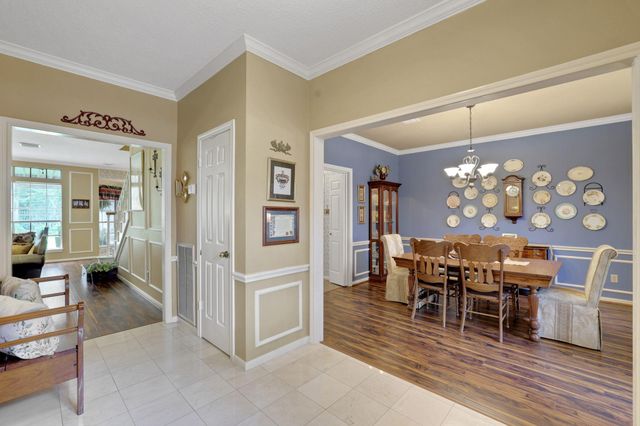 3926 Brook Shadow Drive Drive, Houston, TX 77345