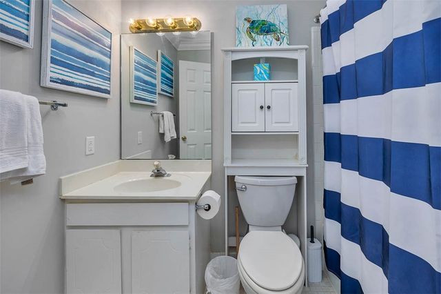 850 Mallery Street 3E, St Simons Island, GA 31522