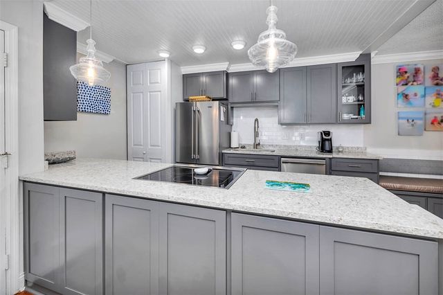 850 Mallery Street 3E, St Simons Island, GA 31522