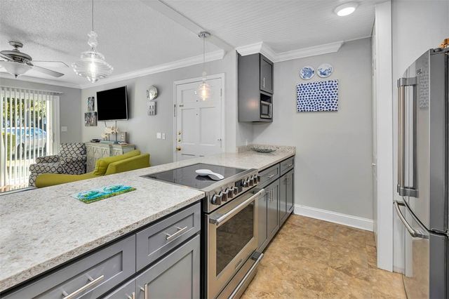 850 Mallery Street 3E, St Simons Island, GA 31522