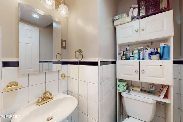 906 TURNEY Drive, El Paso, TX 79902