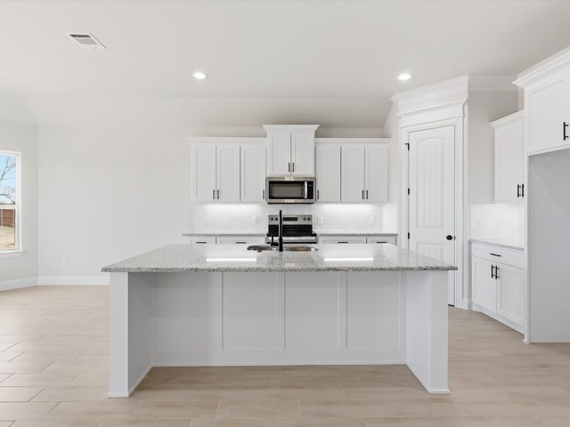 829 Haley Street, Springtown, TX 76082