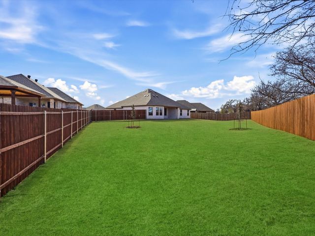 829 Haley Street, Springtown, TX 76082