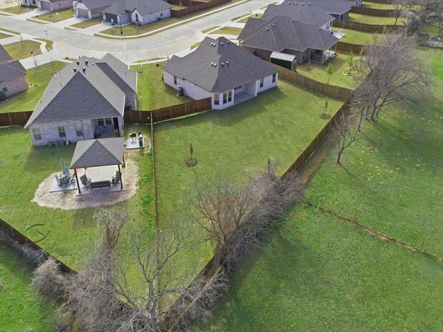 829 Haley Street, Springtown, TX 76082