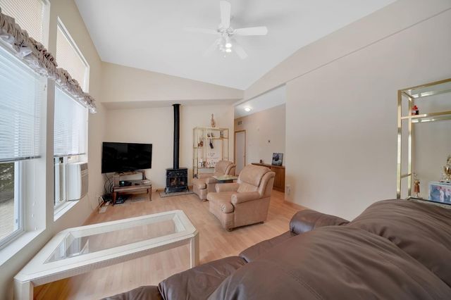 25630 Overland Dr, Volcano, CA 95689