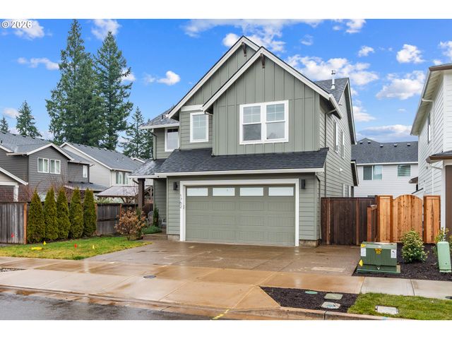 1762 N OAK St, Canby, OR 97013