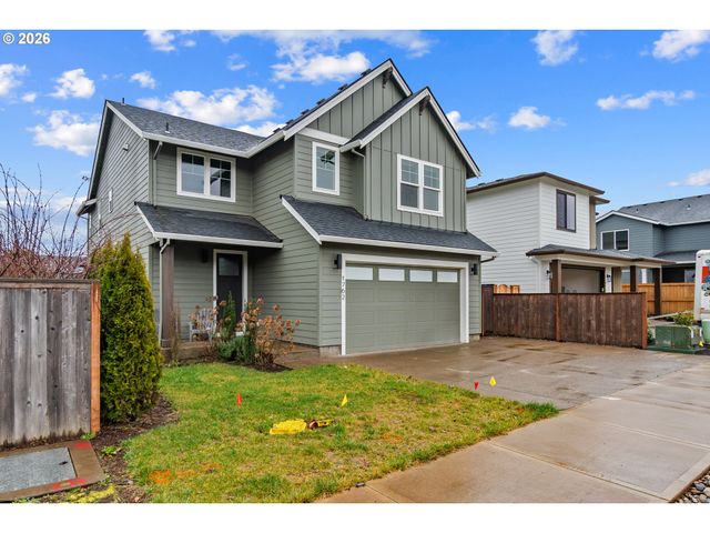 1762 N OAK St, Canby, OR 97013