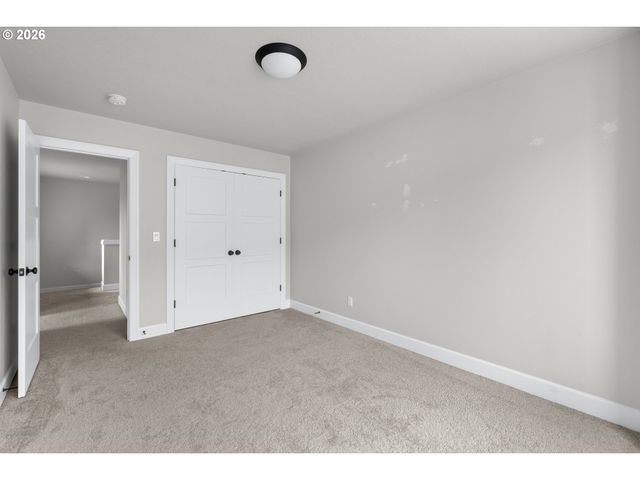 1762 N OAK St, Canby, OR 97013