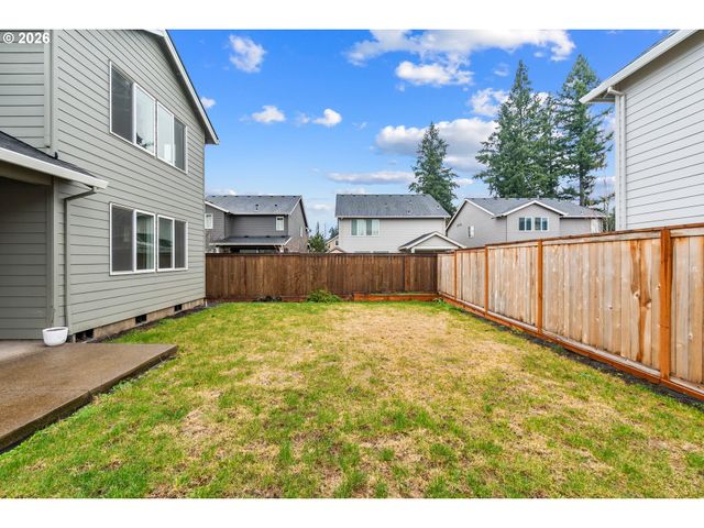 1762 N OAK St, Canby, OR 97013