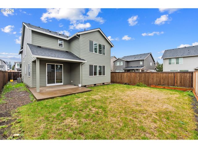 1762 N OAK St, Canby, OR 97013