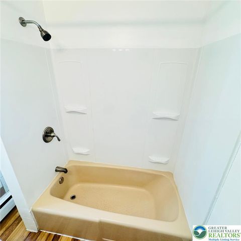 140 East Walnut Street, Allentown City, PA 18109