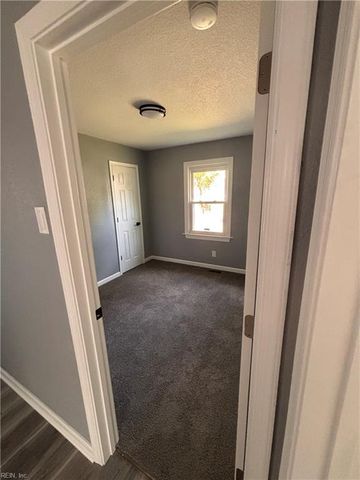 2335 Courtney AVE, Norfolk, VA 23504