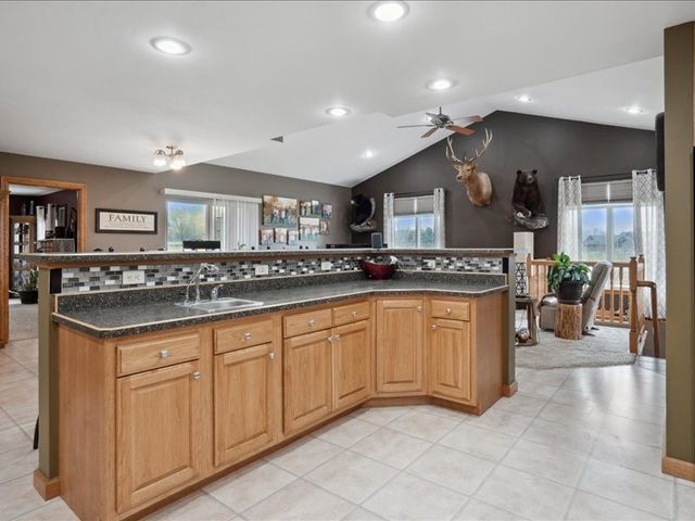 3752 Lacina Drive SW, Iowa City, IA 52240