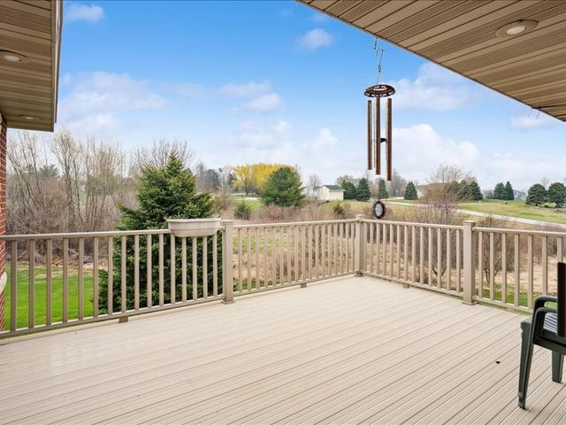 3752 Lacina Drive SW, Iowa City, IA 52240