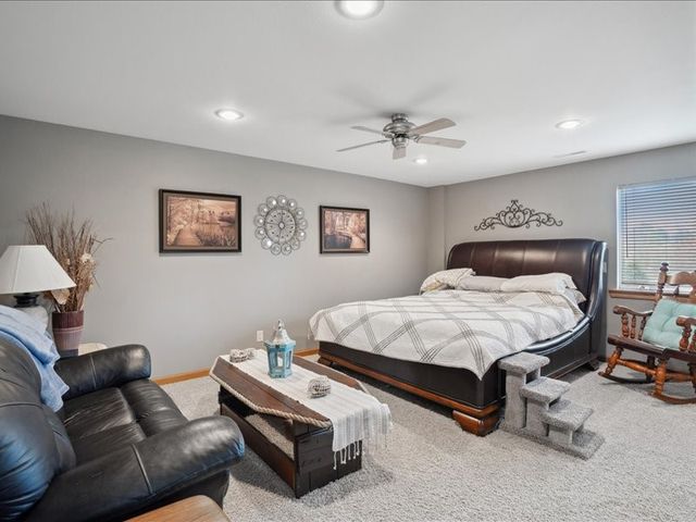 3752 Lacina Drive SW, Iowa City, IA 52240